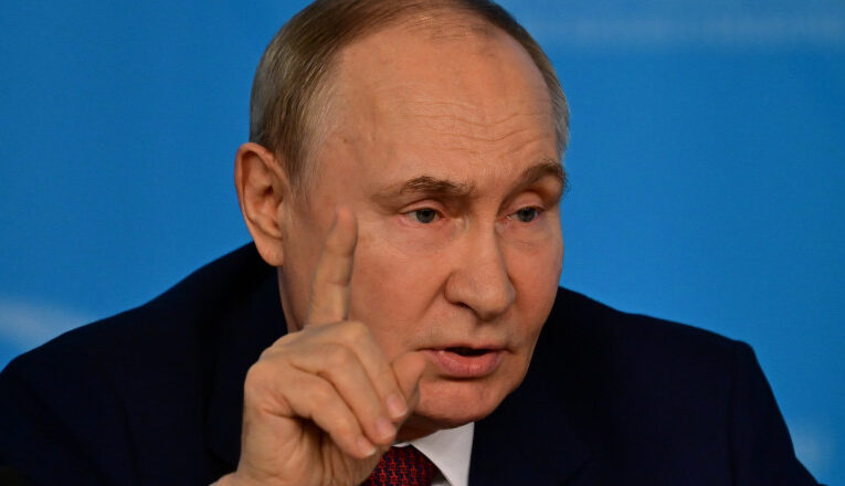 Putin dă cartonașul roșu meciului Ucraina – România: Interzis pe micile ecrane rusești!